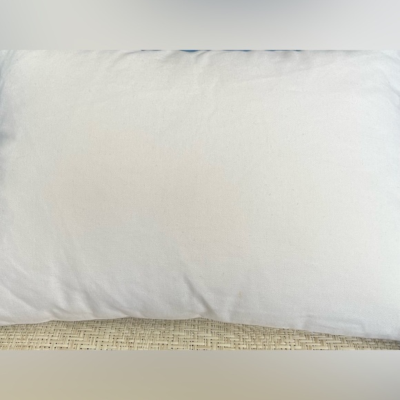 Nourison Mina Victory Life Styles Coastal Throw Pillow - Picture 3 of 5